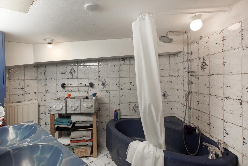 Nieuwpoortkade Houseboat - Canalview Ams Séjour chez l'habitant Amsterdam